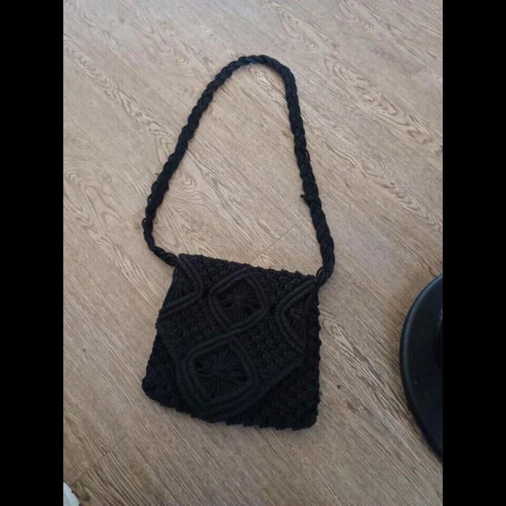 Ladies Tommy Bahama Crossbody Black Crochet Macramé Flap Bag Purse Braided Strap